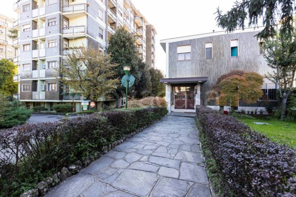 appartamento in vendita a Milano in zona Gorla