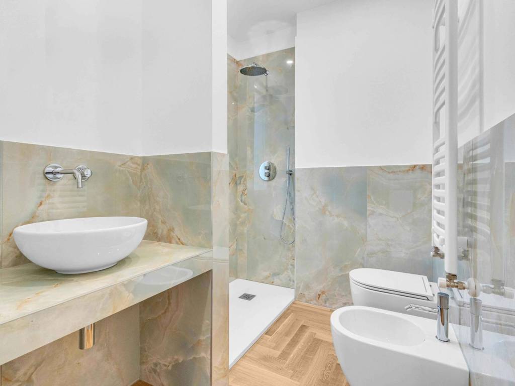 appartamento in vendita a Milano in zona Solari