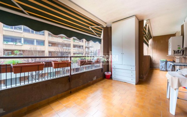 appartamento in vendita a Milano in zona Adriano