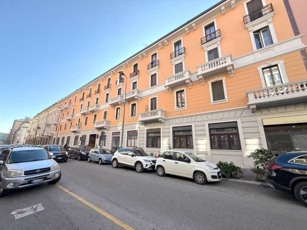 appartamento in vendita a Milano in zona Chiesa Rossa