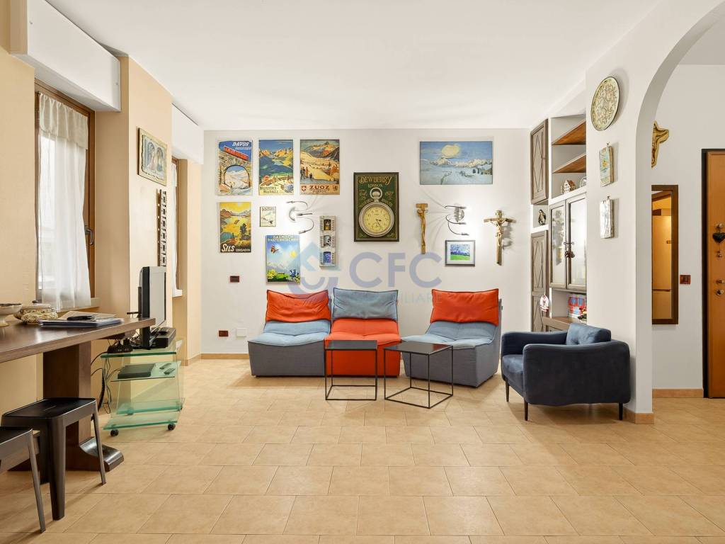 appartamento in vendita a Milano in zona Lambrate