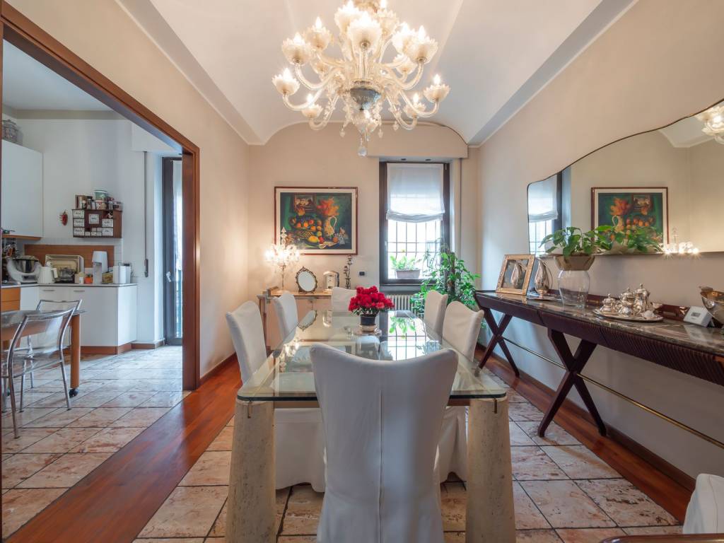 appartamento in vendita a Milano in zona Il Portello