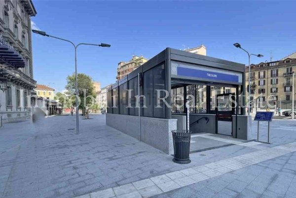 ufficio in vendita a Milano in zona Guastalla