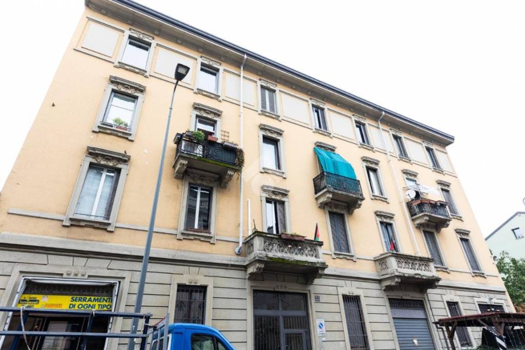 appartamento in vendita a Milano in zona Loreto