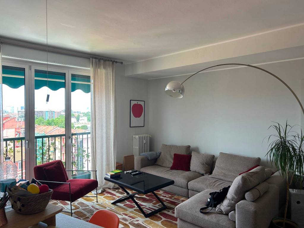 appartamento in vendita a Milano in zona Barona