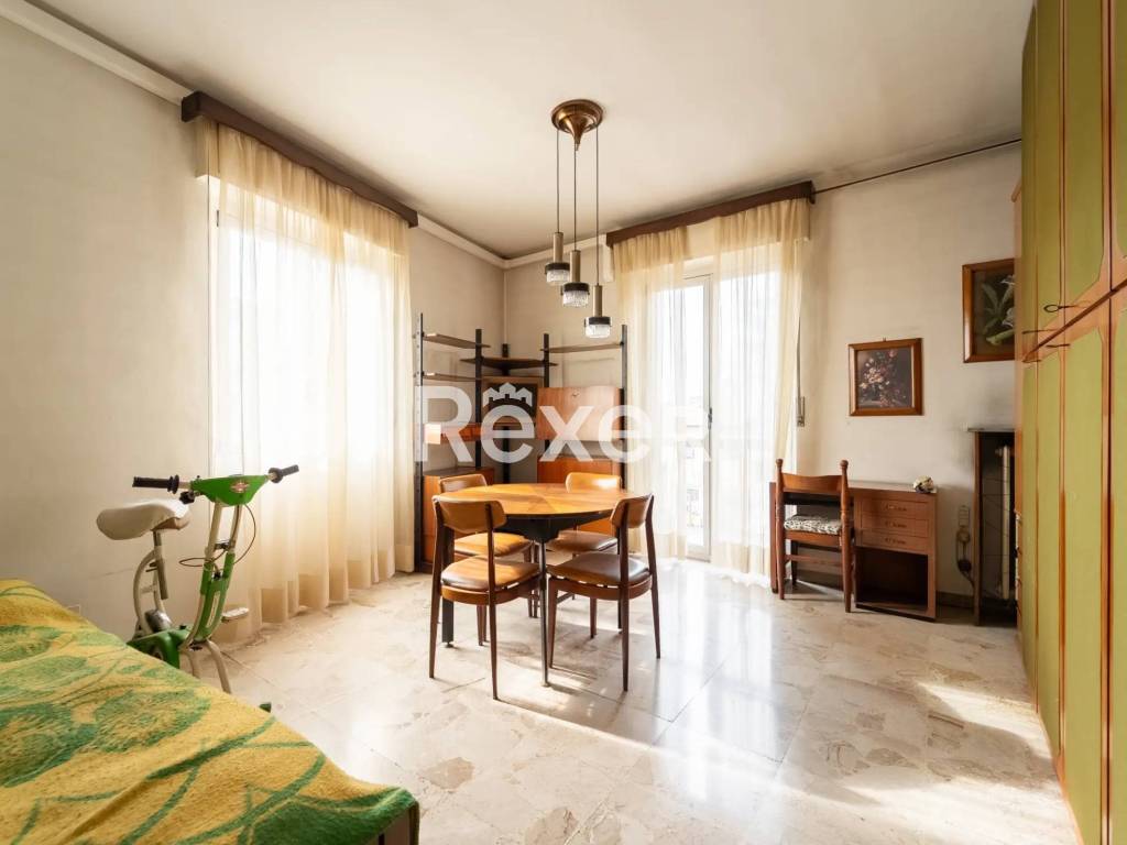 appartamento in vendita a Milano in zona Gorla