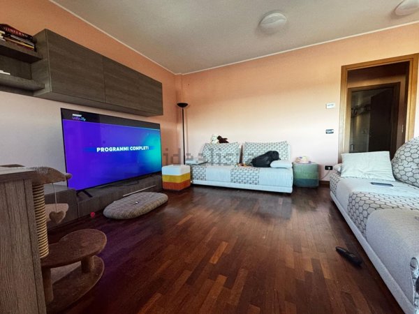 appartamento in vendita a Milano in zona Gorla