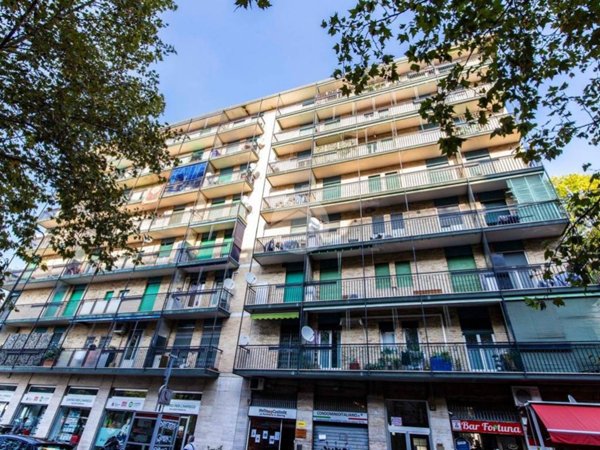 appartamento in vendita a Milano in zona San Siro