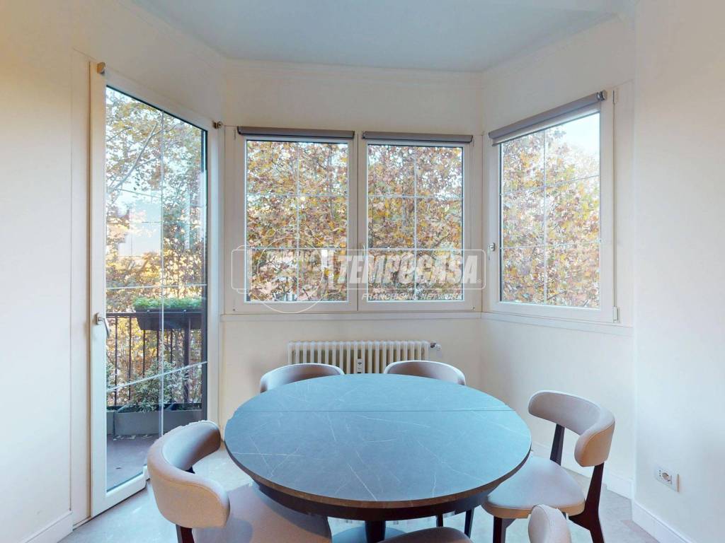 appartamento in vendita a Milano in zona Centro Direzionale