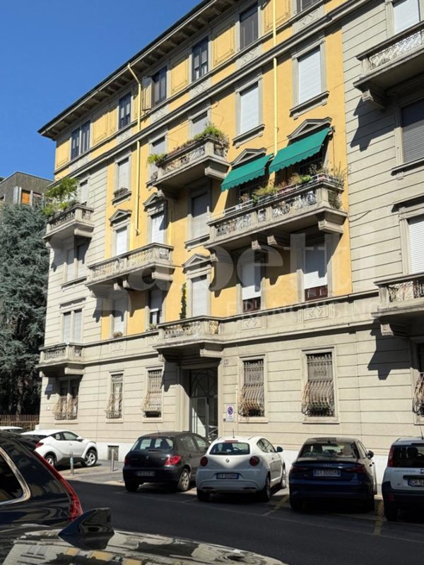 appartamento in vendita a Milano in zona Porta Romana