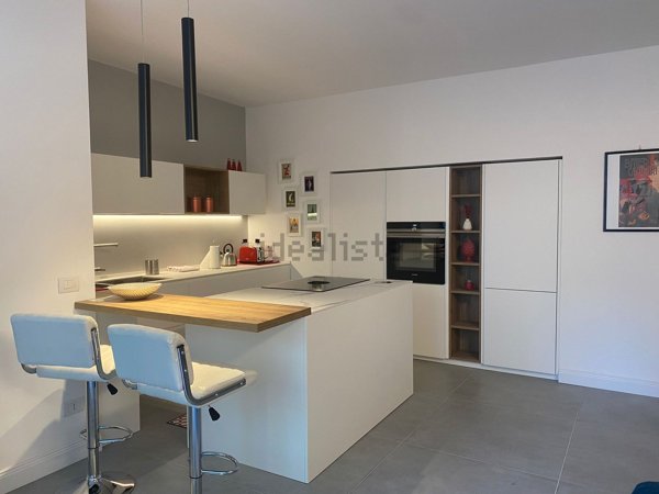 appartamento in vendita a Milano in zona Famagosta