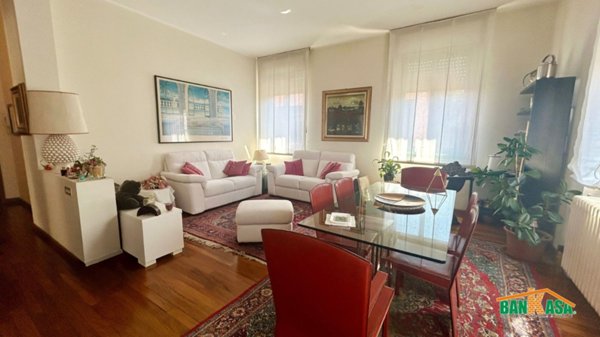 appartamento in vendita a Milano in zona Niguarda