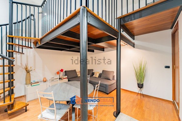 appartamento in vendita a Milano in zona Sempione