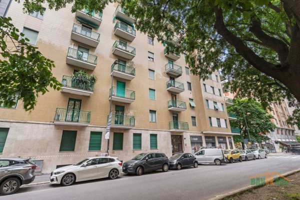 appartamento in vendita a Milano in zona Sempione