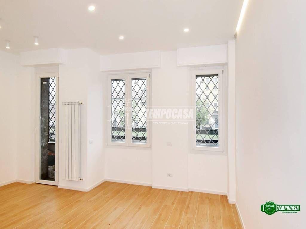 appartamento in vendita a Milano in zona Stadera