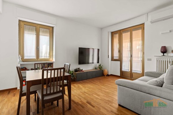 appartamento in vendita a Milano in zona Niguarda