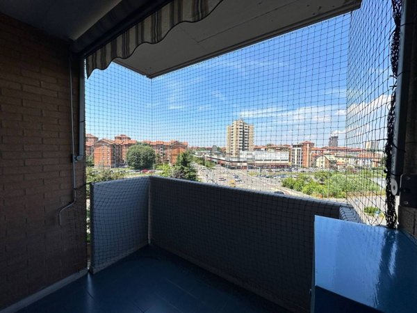 appartamento in vendita a Milano in zona Chiesa Rossa