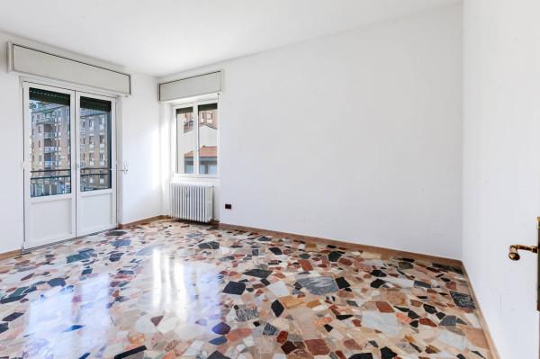 appartamento in vendita a Milano in zona Crescenzago