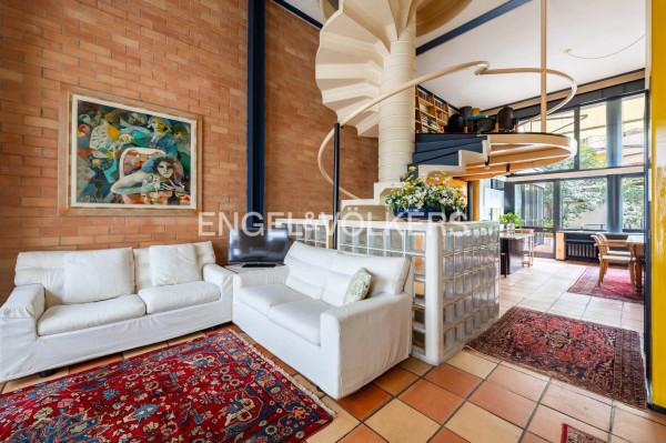 appartamento in vendita a Milano in zona Cadorna