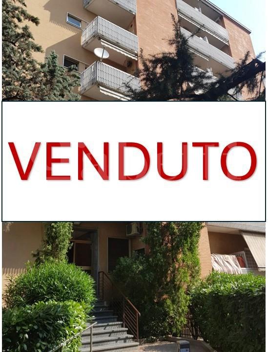 appartamento in vendita a Milano in zona Famagosta