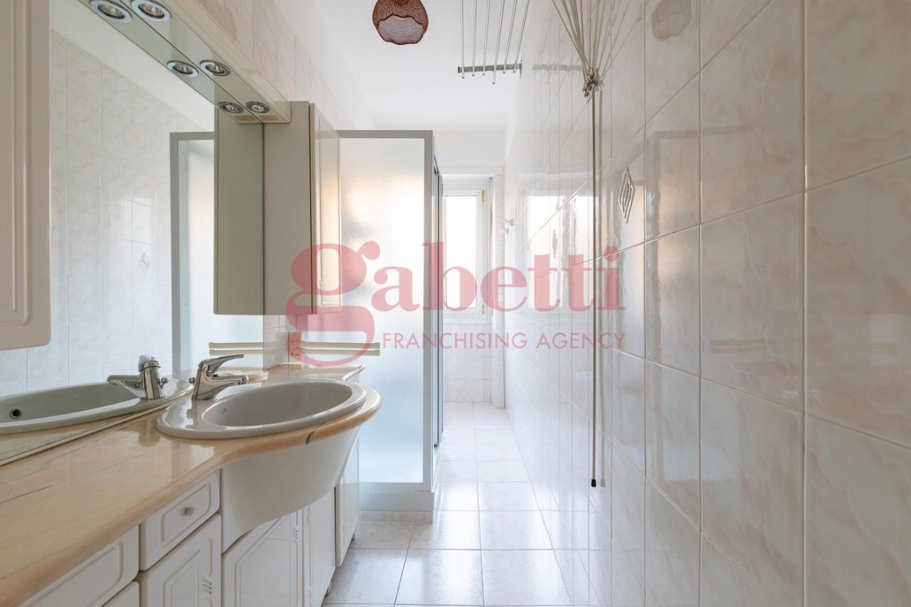 appartamento in vendita a Milano in zona Niguarda