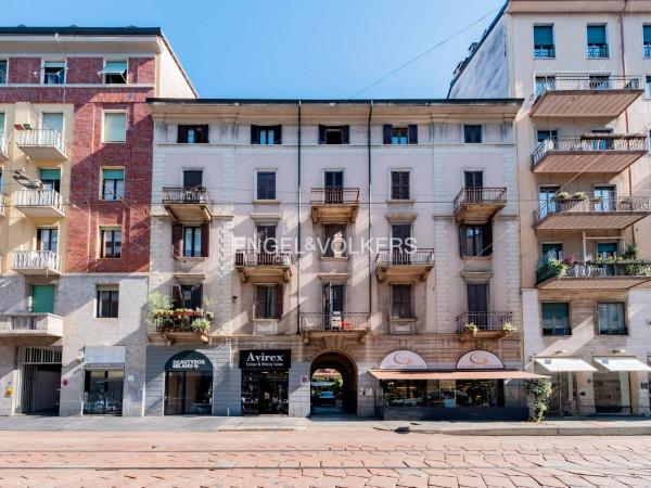 appartamento in vendita a Milano in zona Porta Genova