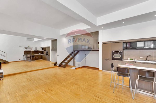 appartamento in vendita a Milano in zona Gallaratese