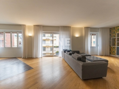 appartamento in vendita a Milano in zona Città Studi