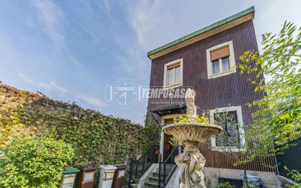 casa indipendente in vendita a Milano in zona Garegnano