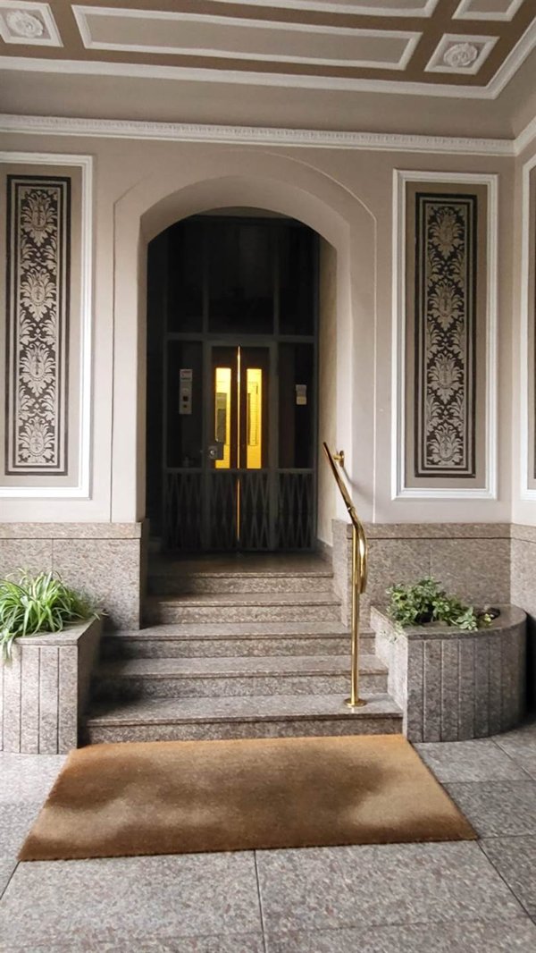 ufficio in vendita a Milano in zona Solari