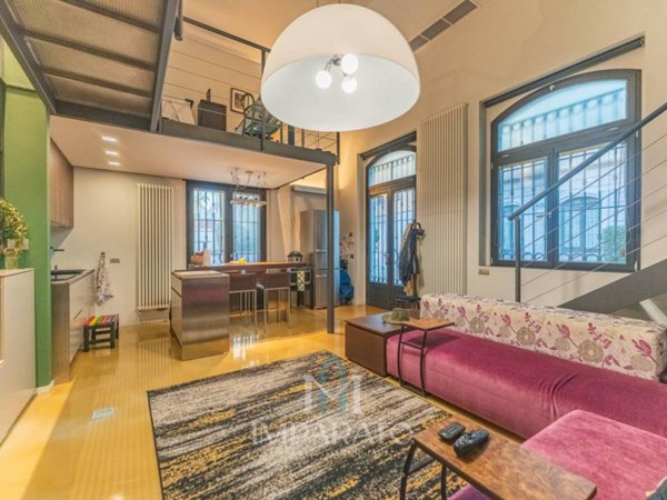 appartamento in vendita a Milano in zona Porta Genova