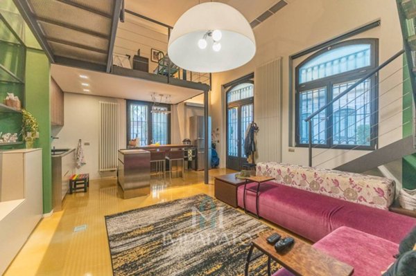 appartamento in vendita a Milano in zona Porta Genova