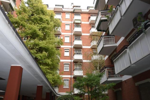 appartamento in vendita a Milano in zona Sempione