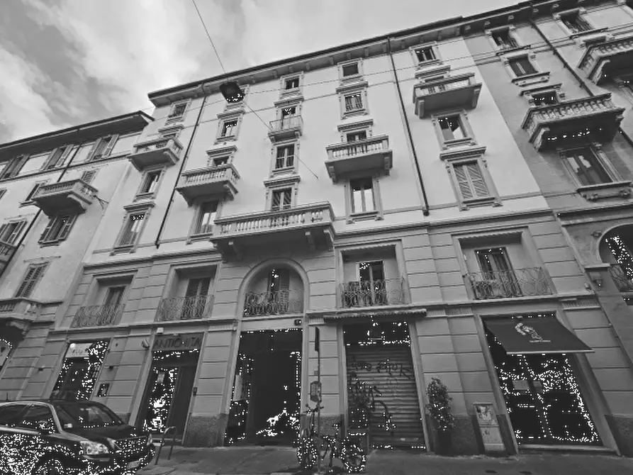 appartamento in vendita a Milano in zona Cagnola