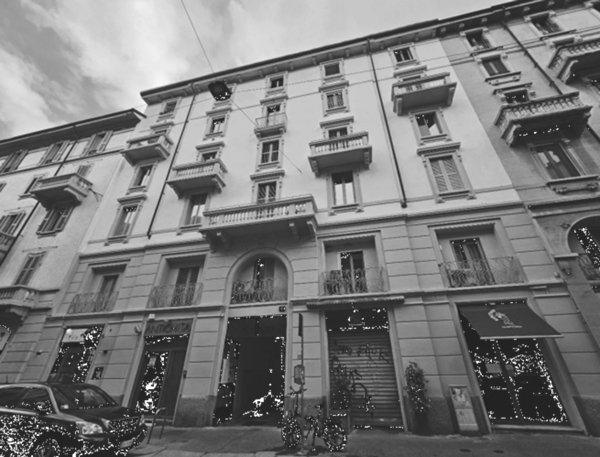 appartamento in vendita a Milano in zona Cagnola