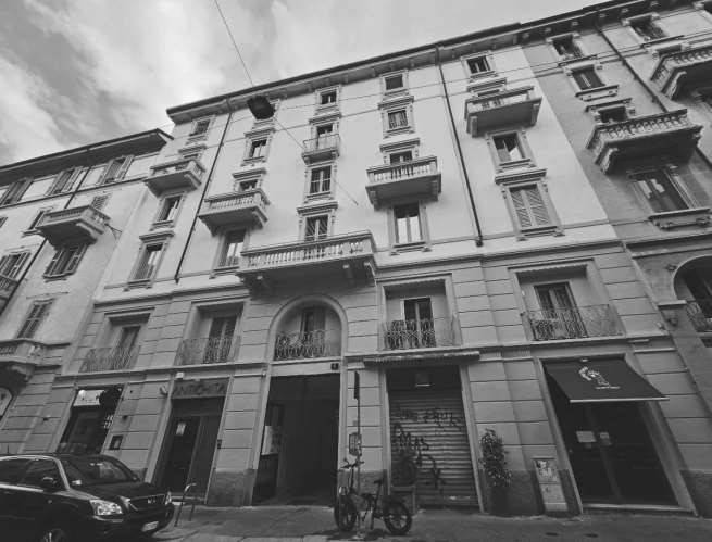 appartamento in vendita a Milano in zona Cagnola