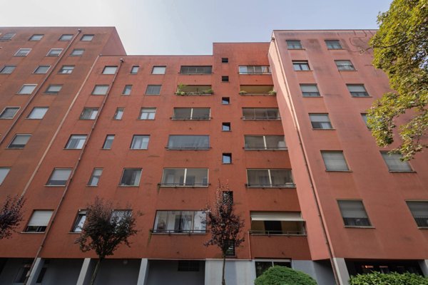 appartamento in vendita a Milano in zona Bocconi