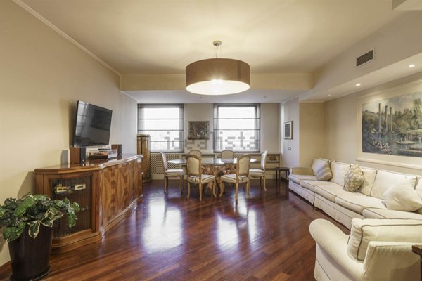appartamento in vendita a Milano in zona Loreto