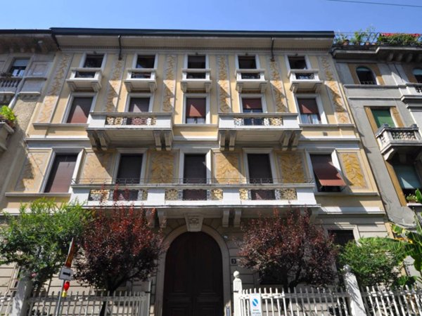 appartamento in vendita a Milano in zona XXII Marzo