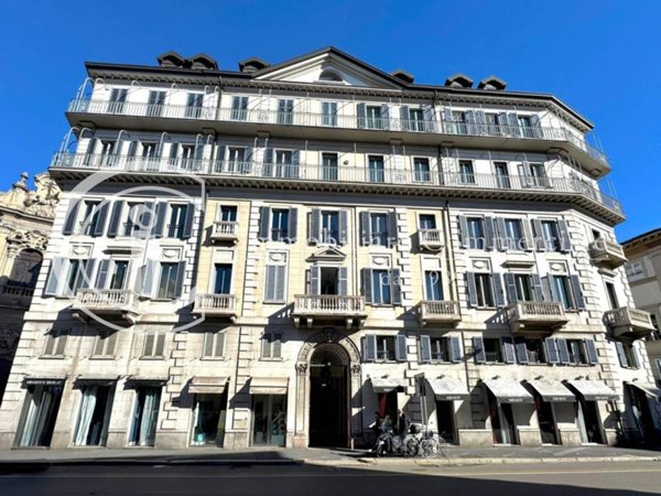 appartamento in vendita a Milano in zona Guastalla