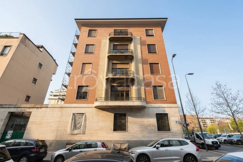 appartamento in vendita a Milano in zona Maciachini