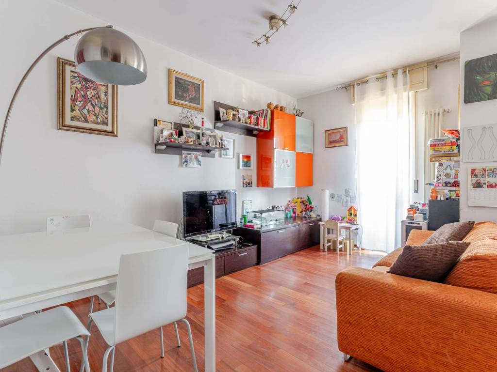 appartamento in vendita a Milano in zona Vigentino