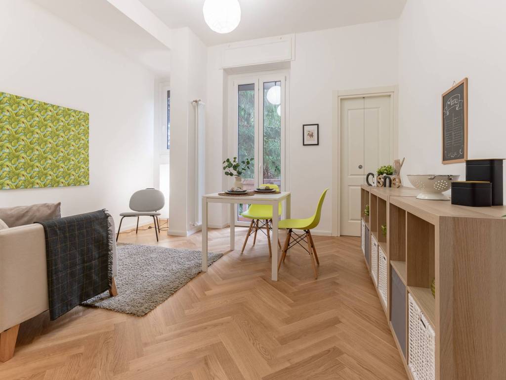 appartamento in vendita a Milano in zona XXII Marzo