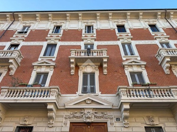 appartamento in vendita a Milano in zona Centro Direzionale