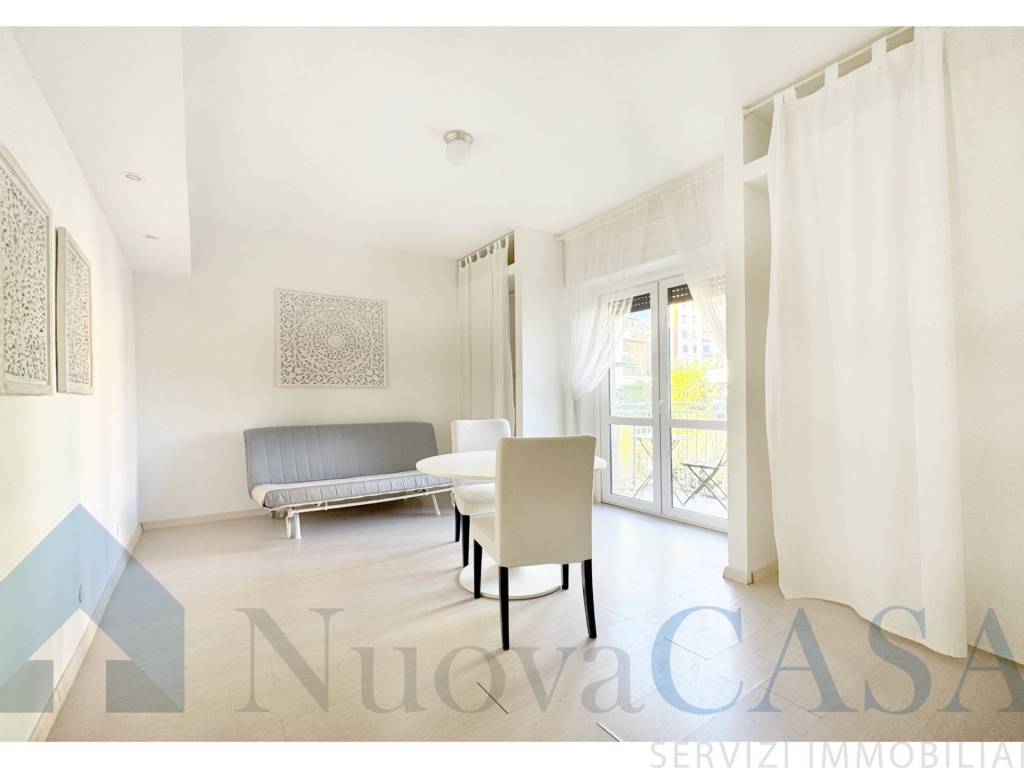 appartamento in vendita a Milano in zona Famagosta