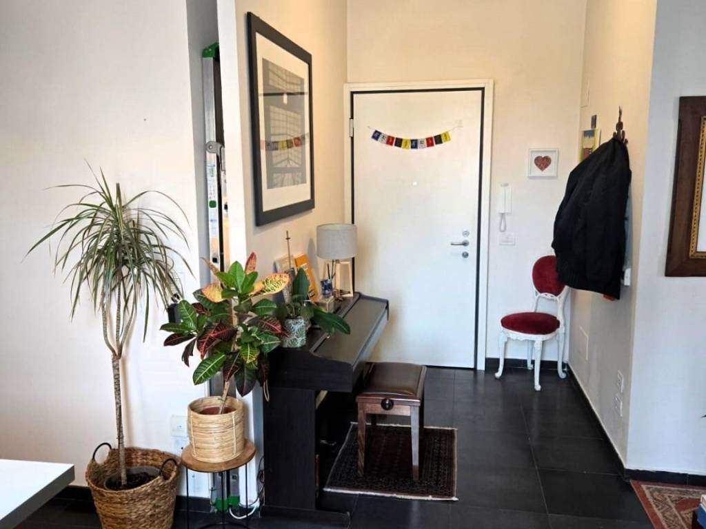 appartamento in vendita a Milano in zona Porta Genova