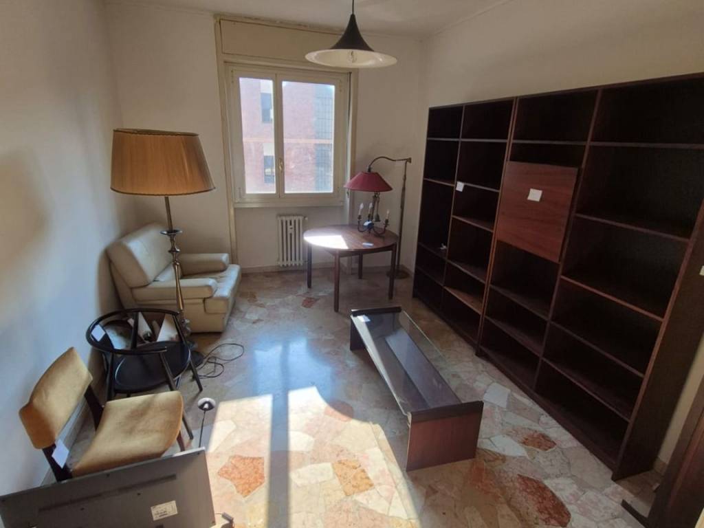 appartamento in vendita a Milano in zona Isola