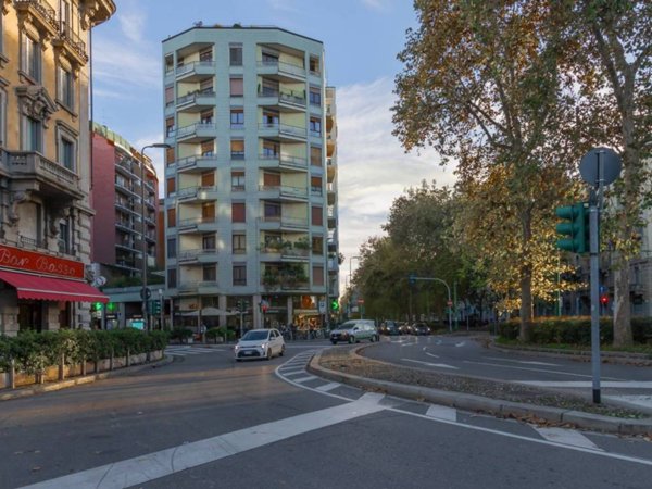 appartamento in vendita a Milano in zona Città Studi