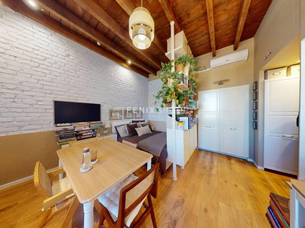 appartamento in vendita a Milano in zona Solari