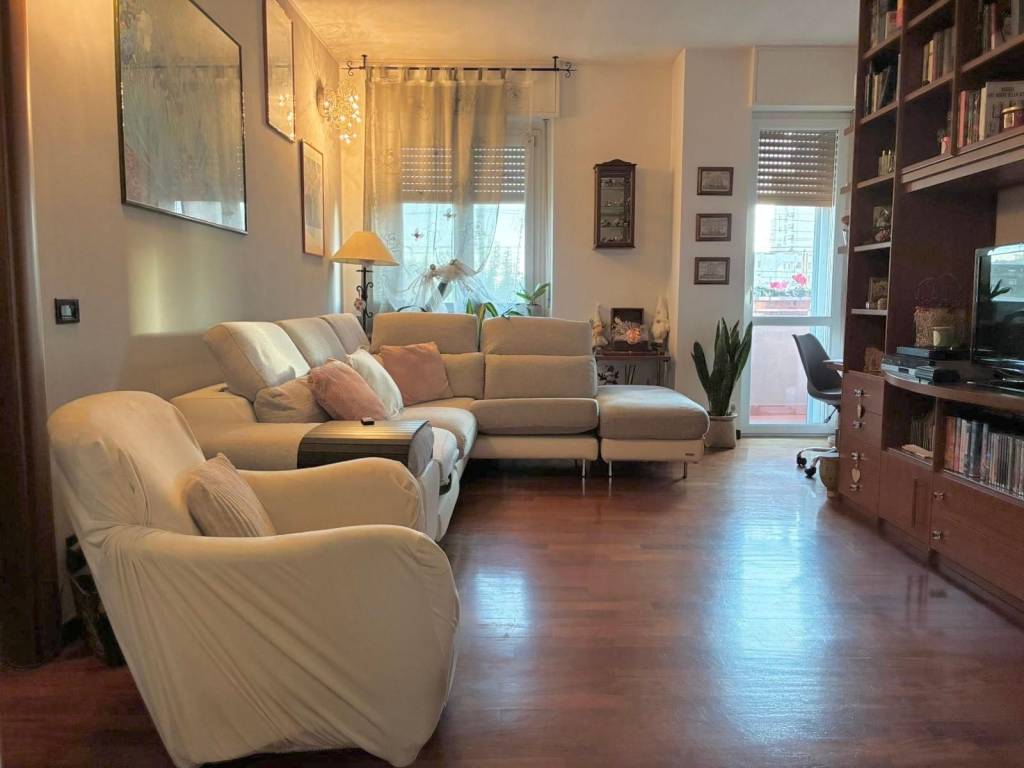 appartamento in vendita a Milano in zona Niguarda